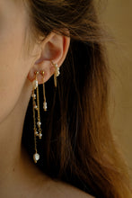 Upload image to gallery, “Dawn” ear back (your choice)
