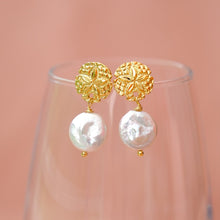 Load the image into the gallery, &quot;Cleya&quot; earrings
