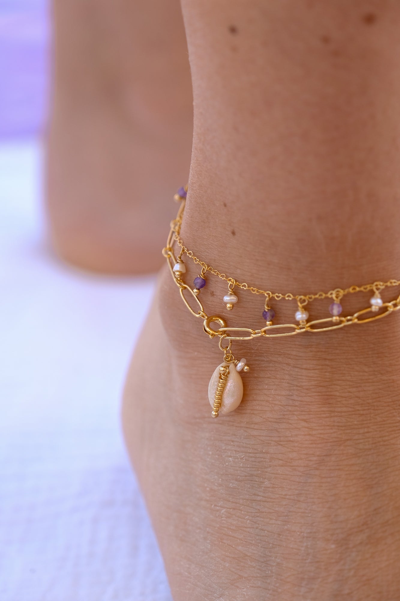 “Coralie” ankle chain