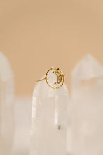 Upload image to gallery, “Esylé” ring
