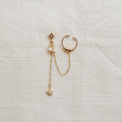 “Luna” ear ring