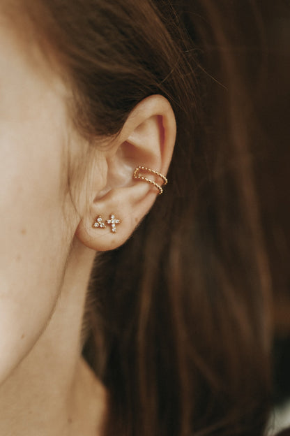“Alaya” stud earrings