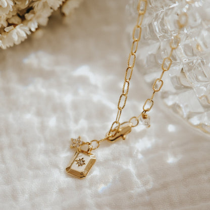 “Moïra” necklace